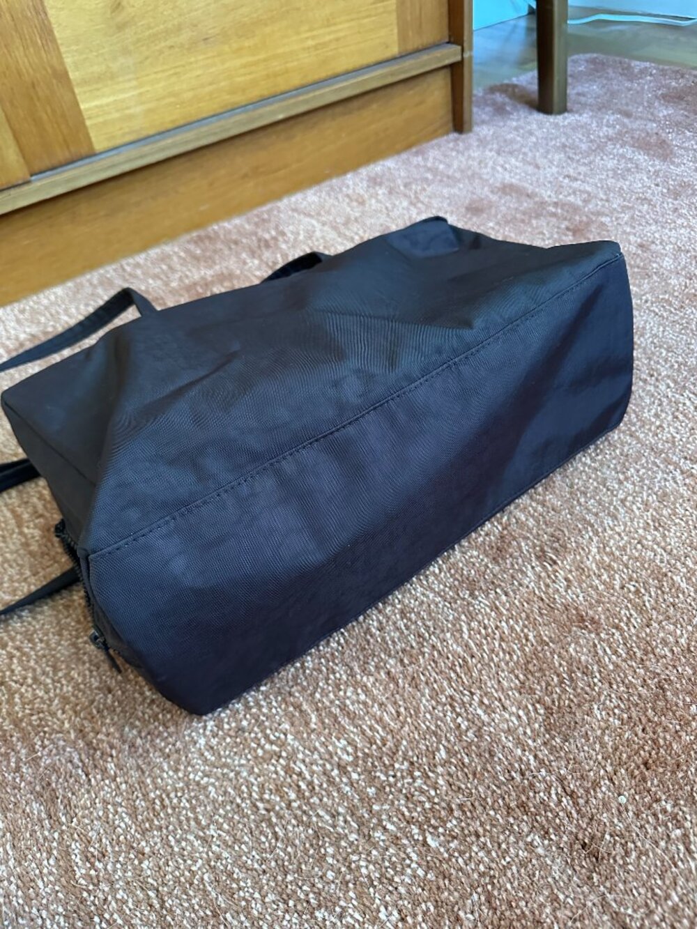 BAGGU Nylon Bowler Bag in Chocolate Plum - Picture 5 of 9